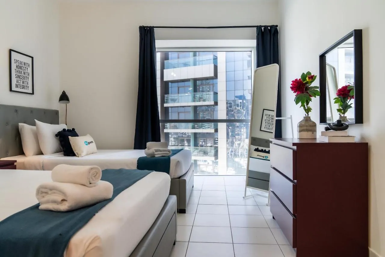 Higuests - Luxe Apartment With Incredible Marina Views 두바이 0*,  아랍에미리트