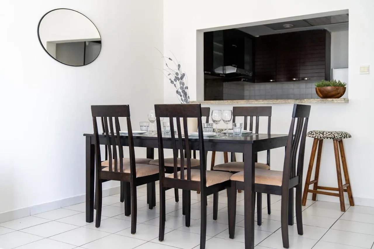 Higuests - Luxe Apartment With Incredible Marina Views 두바이