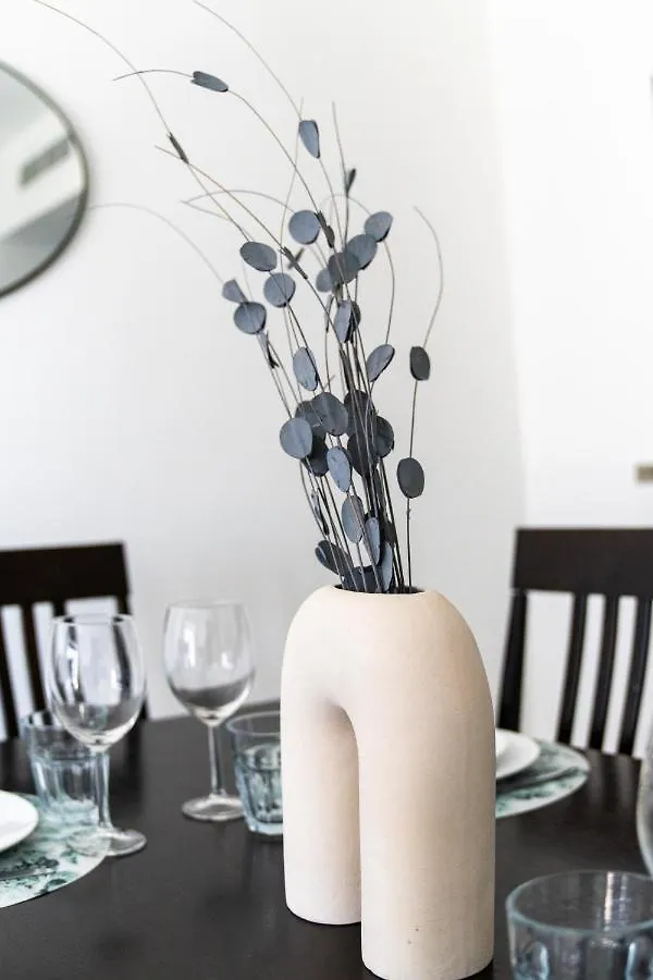 Higuests - Luxe Apartment With Incredible Marina Views 두바이